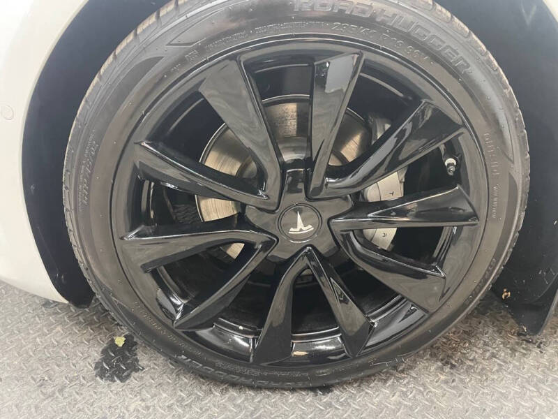 2020 Tesla Model 3 Long Range