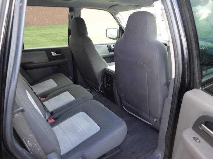 2003 Ford Expedition XLT