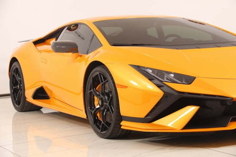 2023 Lamborghini Huracan Tecnica