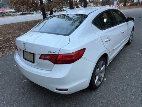 2013 Acura ILX 2.0L w/Tech