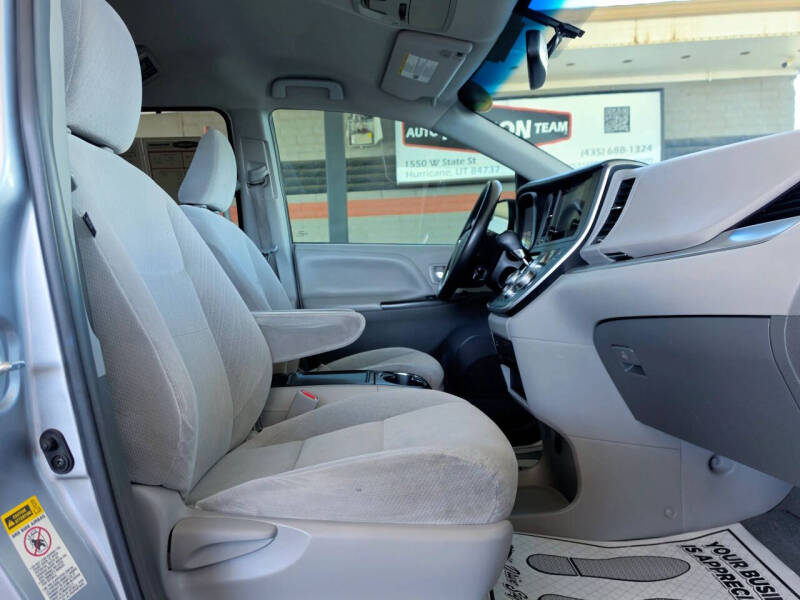2017 Toyota Sienna