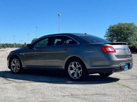 2011 Ford Taurus SHO