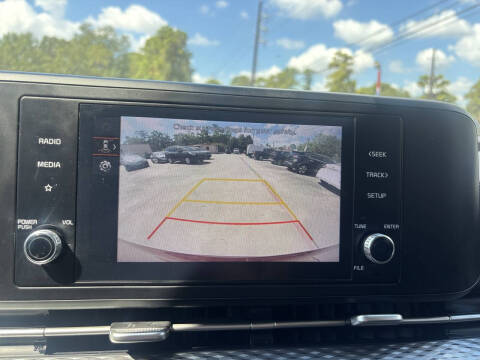 2023 Kia Carnival LX