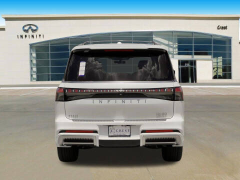2027 Infiniti QX80 Luxe