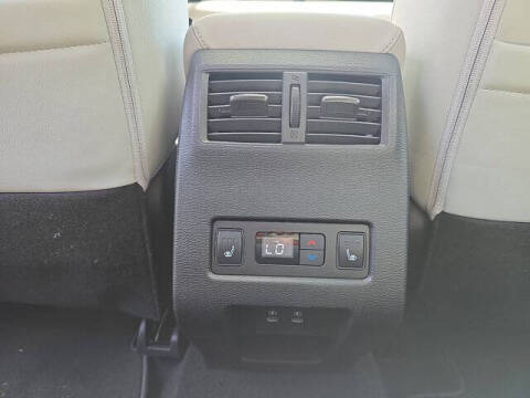 2025 Mitsubishi Outlander SEL Platinum Edition