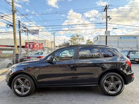 2012 Audi Q5 3.2 quattro Premium Plus