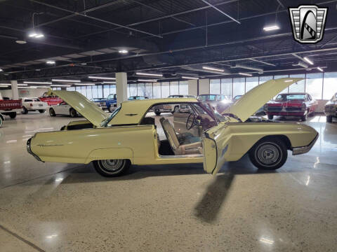 1963 Ford Thunderbird