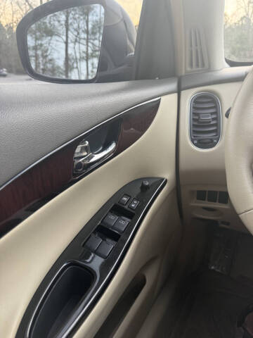 2013 Infiniti EX37 Journey