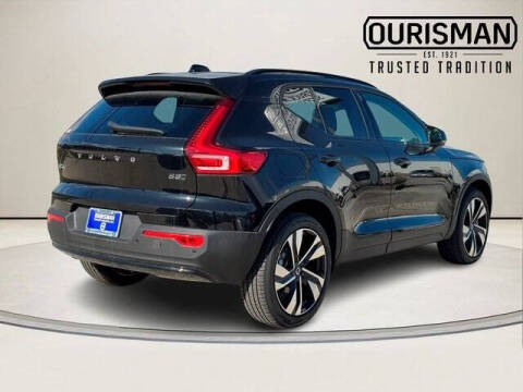 2026 Volvo XC40 B5 Ultra