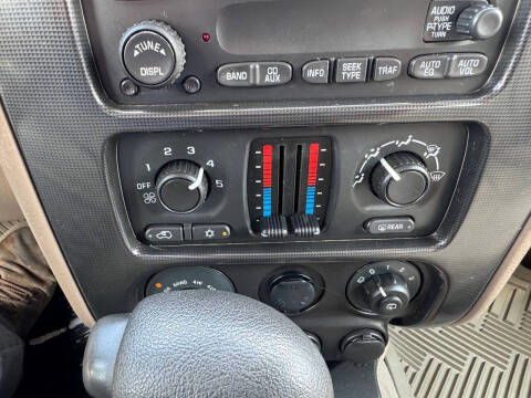 2004 GMC Envoy SLE