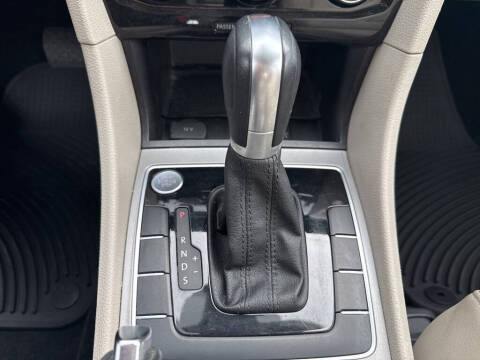 2020 Volkswagen Passat SE