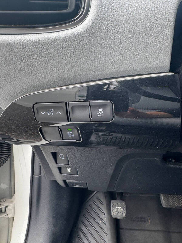 2021 Toyota Prius Prime LE