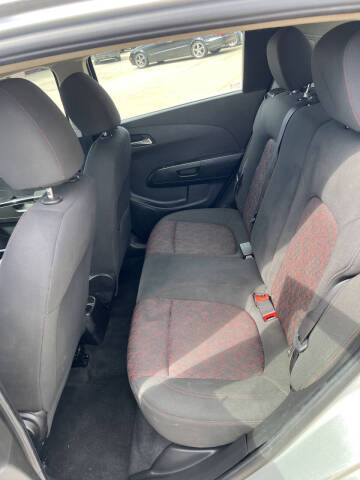 2017 Chevrolet Sonic LT Auto