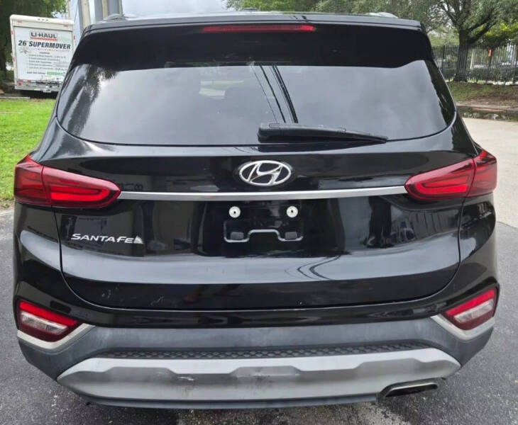 2020 Hyundai Santa Fe SE