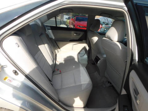 2016 Toyota Camry LE