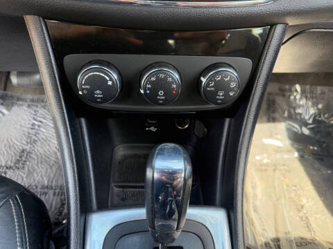 2013 Chrysler 200 Limited