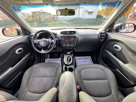 2015 Kia Soul +