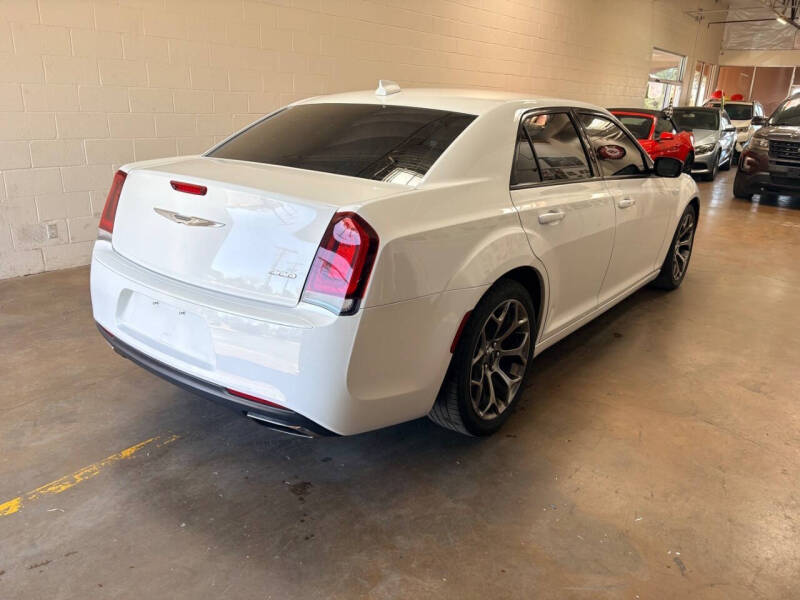 2018 Chrysler 300 Touring