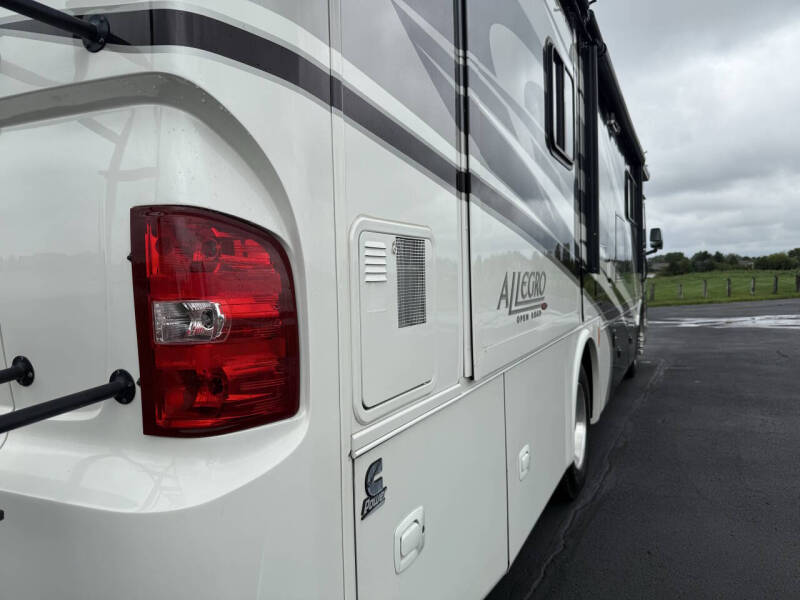 2016 Tiffin Allegro Open Road RED 33AA