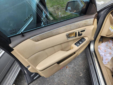 2011 Mercedes-Benz E-Class