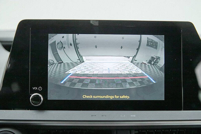 2025 Toyota Prius LE