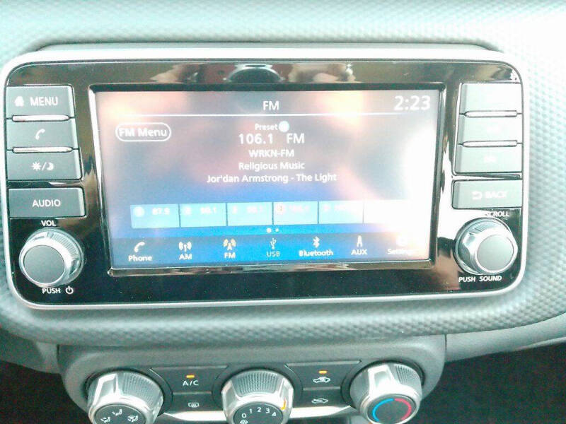 2025 Nissan Kicks Play S