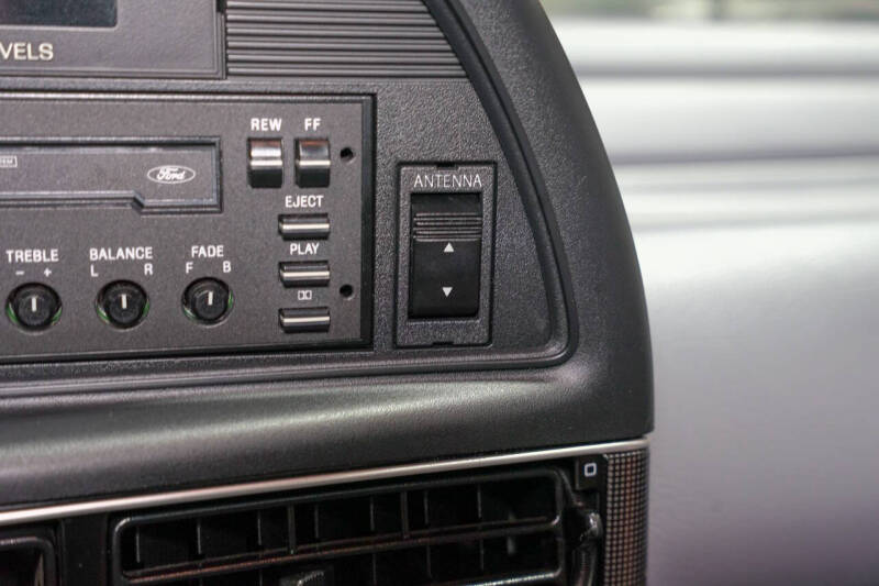 1993 Ford Thunderbird SC