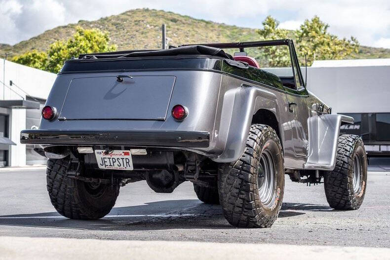 1949 Willys Jeepster