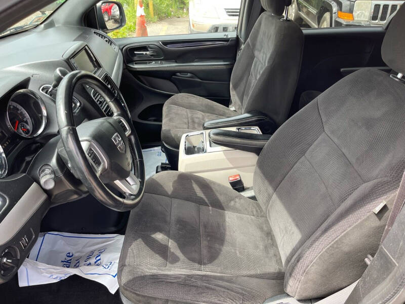 2015 Dodge Grand Caravan SE