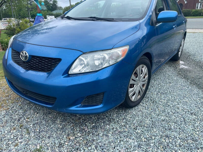 2009 Toyota Corolla for sale at Maxx Used Cars in Pittsboro NC