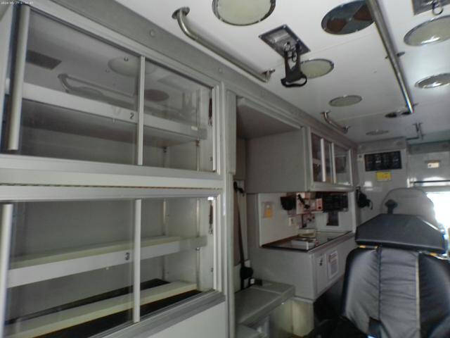 2015 Freightliner M2 106
