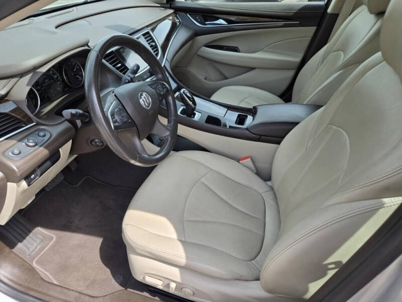 2017 Buick LaCrosse Essence