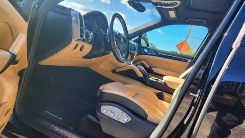2017 Porsche Cayenne