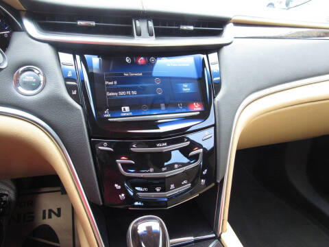 2013 Cadillac XTS Luxury Collection