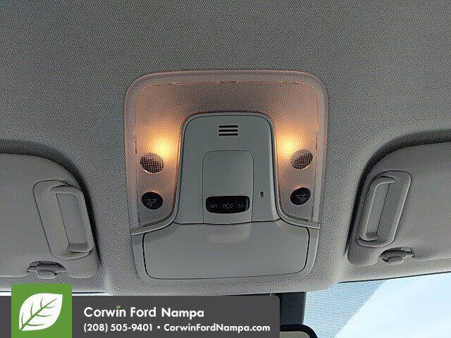 2019 Toyota Prius XLE AWD-e