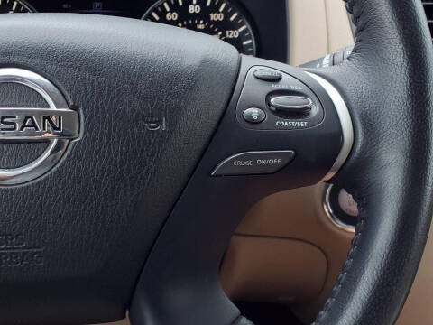 2020 Nissan Pathfinder SV