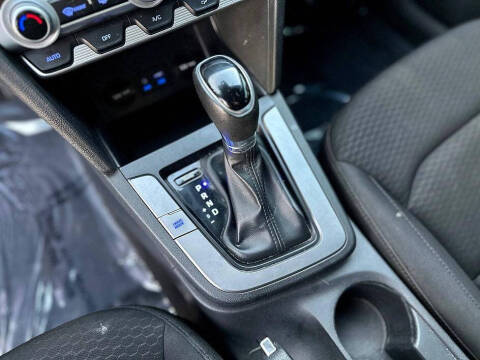 2020 Hyundai Elantra