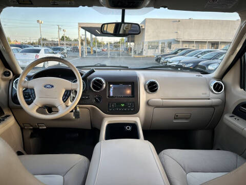 2005 Ford Expedition Eddie Bauer