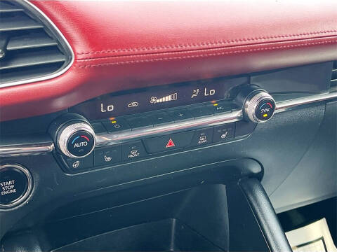 2022 Mazda Mazda3 Hatchback Premium Plus
