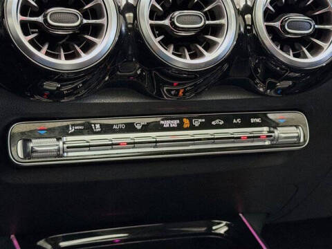 2022 Mercedes-Benz GLB GLB 250