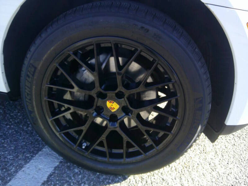 2017 Porsche Macan S