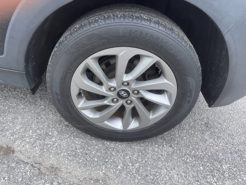 2016 Hyundai Tucson SE
