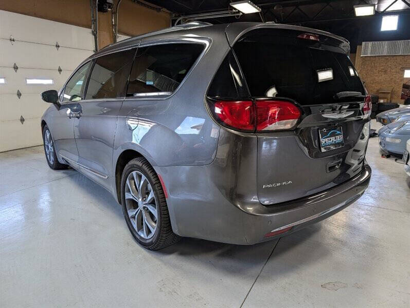 2017 Chrysler Pacifica Limited