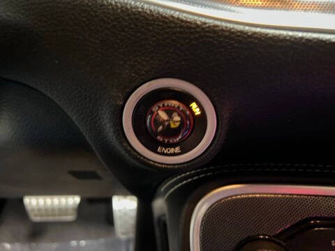 2016 Dodge Challenger 392 HEMI Scat Pack Shaker