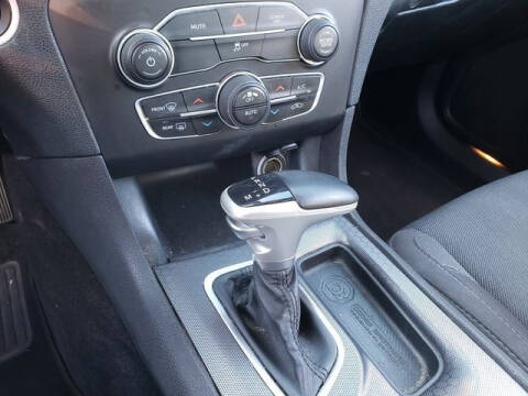 2017 Dodge Charger SXT