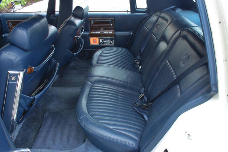 1990 Cadillac Brougham