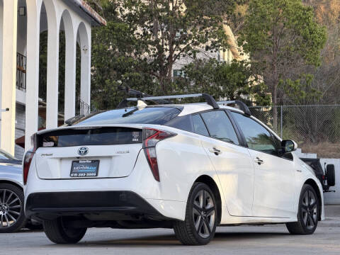 2016 Toyota Prius Two