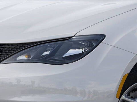 2025 Chrysler Voyager LX