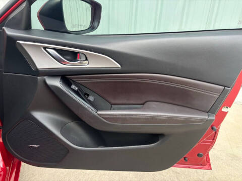 2017 Mazda MAZDA3 Touring