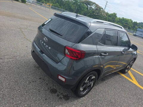 2025 Hyundai Venue SEL